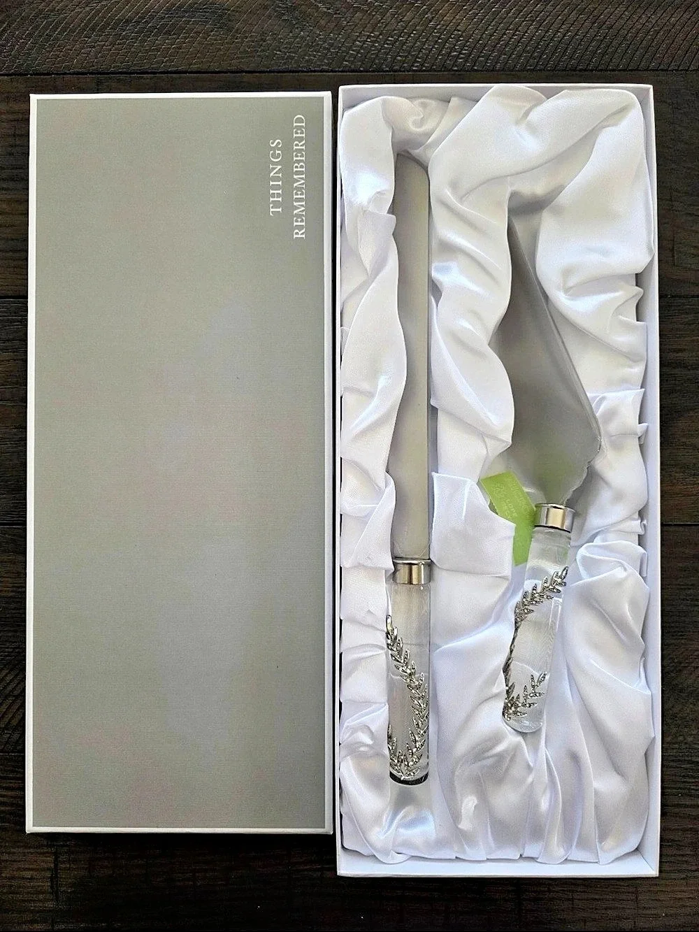 Things Remembered Serving Utensil Set in Silver Like New